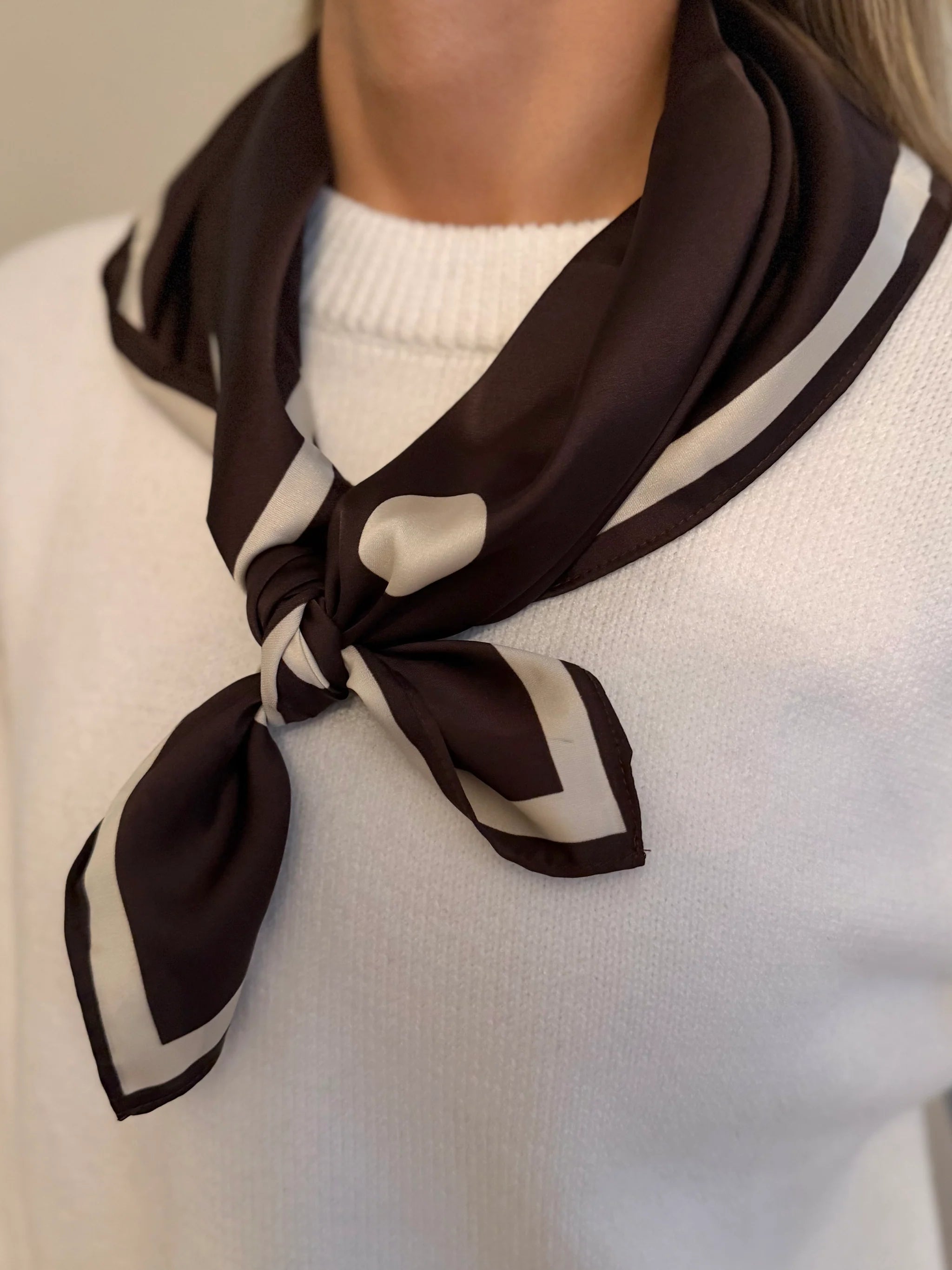 VMASTA Scarf - Chocolate Torte